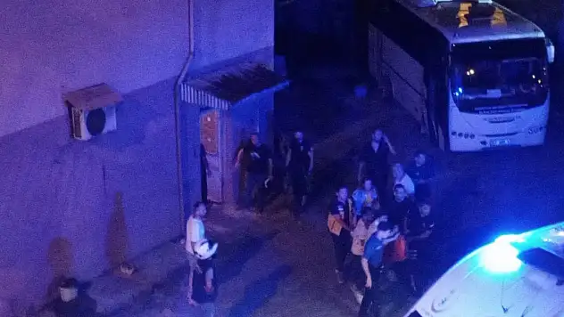 Ablası, eniştesi ve yeğenlerini para için bıçaklamış 1 ölü, 3 yaralı