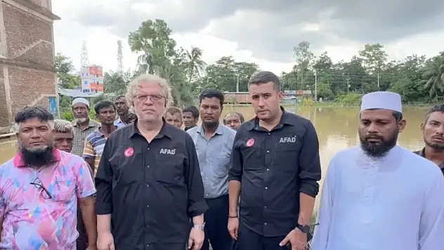 Türkiye sel felaketi yaşayan Bangladeş'in yaralarını sarıyor