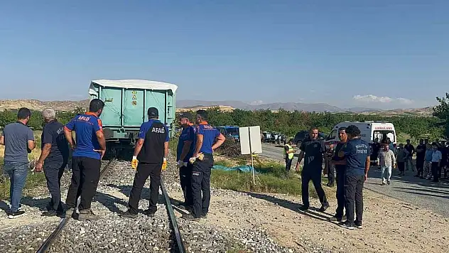 Malatya'da yük treni faciası: 3 ölü, 1 ağır yaralı