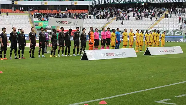 Rekabette Konyaspor açık ara önde