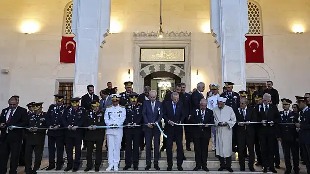 Cumhurbaşkanı Erdoğan, Hava Harp Okulu Camii'nin açılışını yaptı