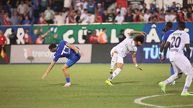 Kasımpaşa ilk galibiyetini Çaykur Rizespor deplasmanında aldı