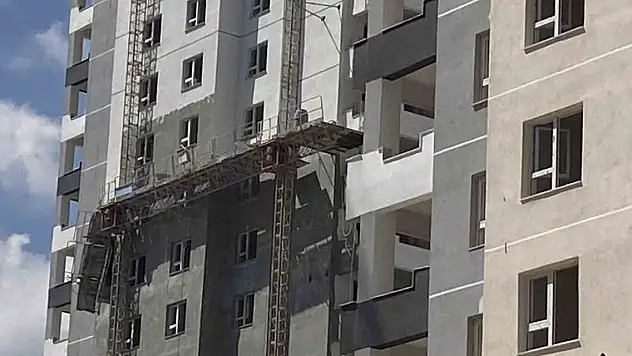 Ankara'da inşaat iskelesi kırıldı: 3 ölü