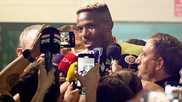 Galatasaray, Victor Osimhen transferini resmen duyurdu