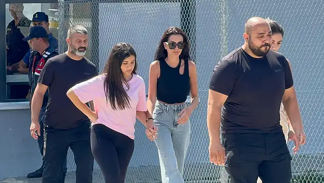 Dilan Polat, eşi Engin Polat'ı cezaevinde ziyaret etti