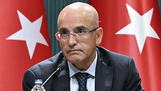 Son Dakika! Bakan Şimşek: Dezenflasyonla birlikte büyüme güçlenecek