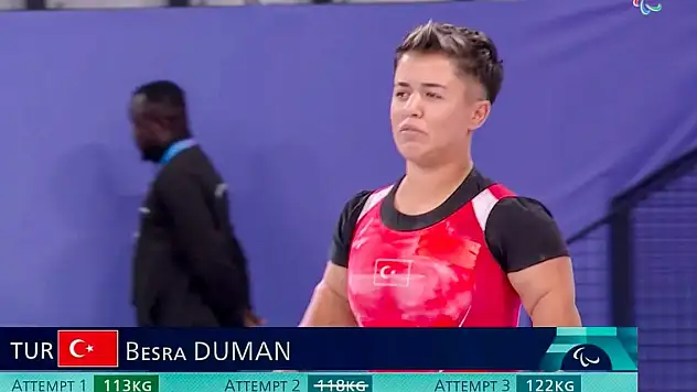 Meram Belediyesporlu halterci Paris'te tarih yazdı