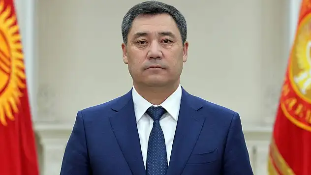 Kırgızistan Cumhurbaşkanı Caparov, yerel meclisleri feshetti
