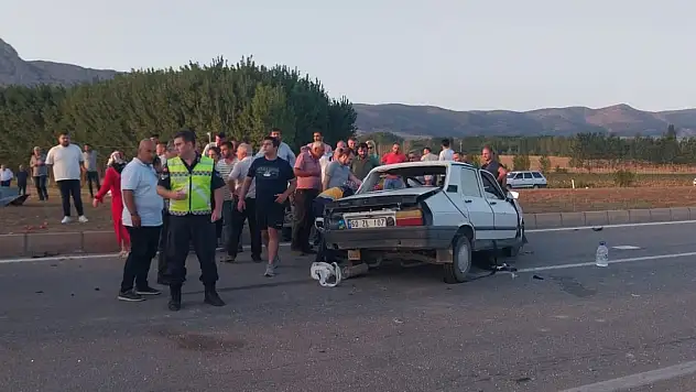 Tokat'ta iki otomobil çarpıştı: 1 ölü, 1 yaralı