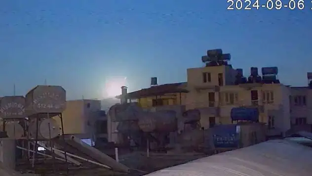 Hatay semalarında süzülen parlak cisim kamerada