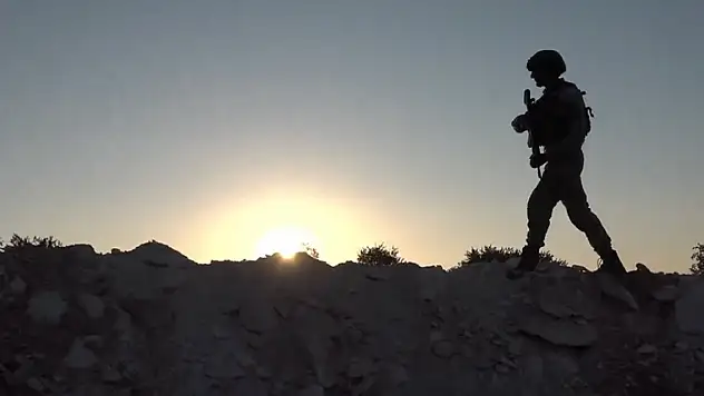 16 PKK/YPG'li terörist etkisiz hale getirildi