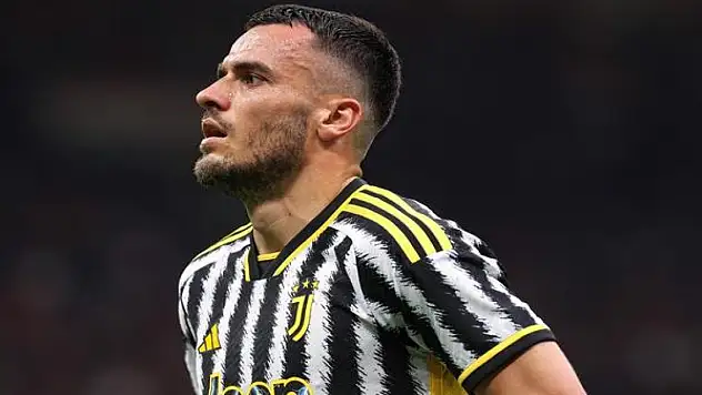 Fenerbahçe'den Kostic hamlesi