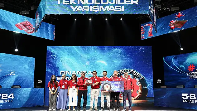 Selçuk Üniversitesine 'En İyi Sunum' ödülü