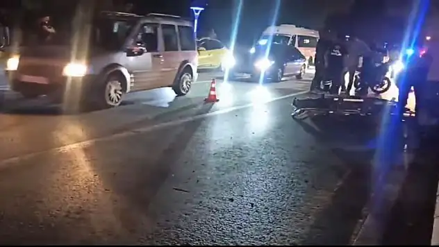 Elazığ'da refüje çarpan motosiklet devrildi, sürücü ve yolcu öldü