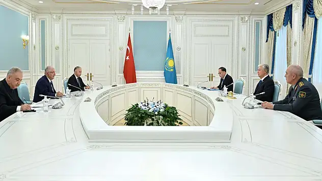 Bakan Güler, Kazakistan Cumhurbaşkanı Tokayev tarafından kabul edildi