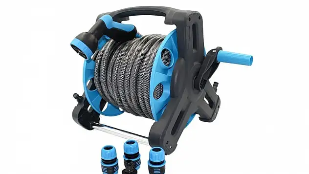 Doğa ve Bahçe Tutkunları İçin Vazgeçilmez Ekipmanlar: Bahçe Sulama Hortumu, Kamp Baltası ve Fırdöndü