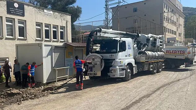 Konya Büyükşehir, Osmaniye'de de çalışıyor