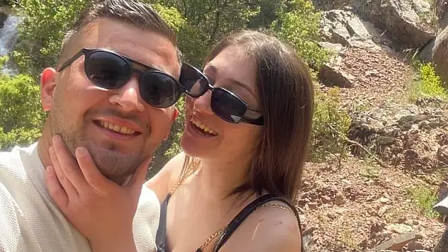 Yeni evli çift balayı dönüşü kaza yaptı damat öldü, gelin yaralı