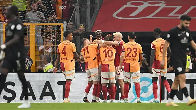 Galatasaray, konuk ettiği Çaykur Rizespor'u farklı yendi