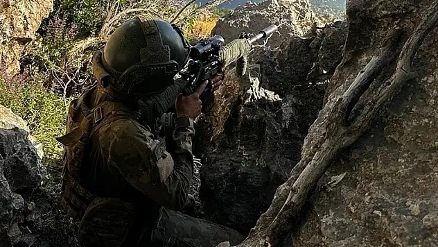 3 terörist etkisiz hale getirildi