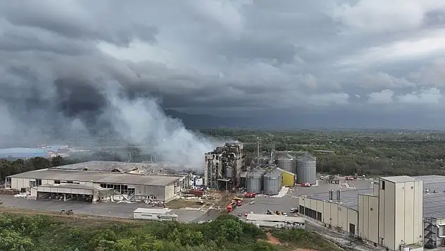 Makarna fabrikasında büyük patlama: 1 ölü, 30 yaralı