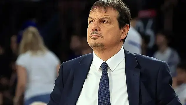 Ergin Ataman'dan skandal pankart hakkında açıklama!