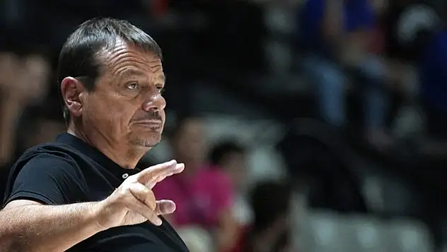 Ergin Ataman, Fenerbahçe'den o hareket için özür diledi