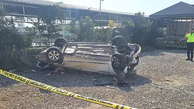 Adıyaman Kahta'da otomobil şarampole yuvarlandı: 2 ölü