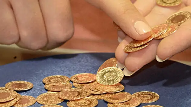 Fed'in faiz indirimi sonrası gözler piyasalarda: Altın rekora koştu