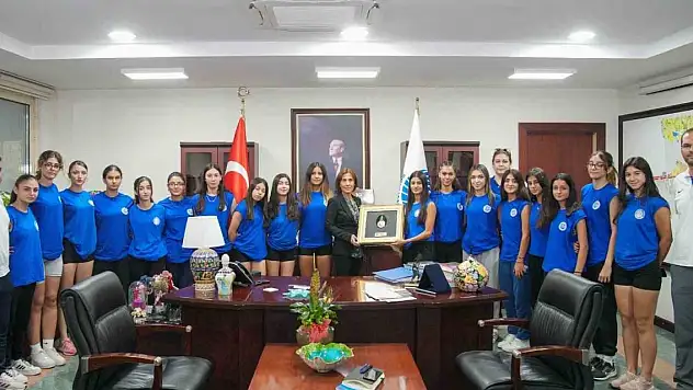 Konya'da düzenlenen şampiyonada Türkiye şampiyonu oldu