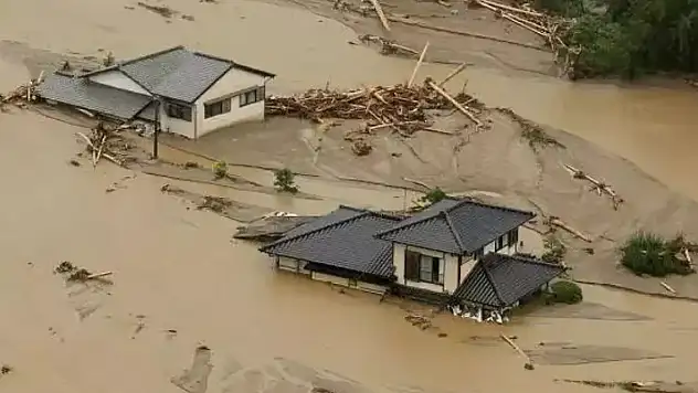 Sel tehdidi nedeniyle 50 bin kişi için tahliye emri verildi!