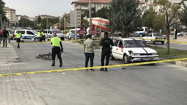 Konya'da bisikletli çocuğa araba çarptı