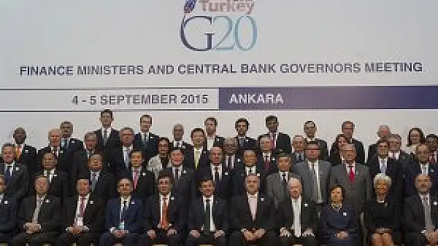 'Rekabetçi devaluasyonlardan uzak duracağız'