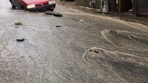 Kahramanmaraş'ta, keçi otlatan çoban yıldırım çarpması sonucu öldü