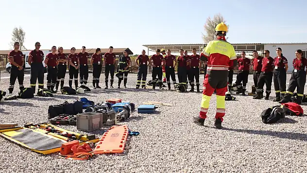 Konya İtfaiyesi, KKTC'de görevli itfaiye personellerine eğitim verdi