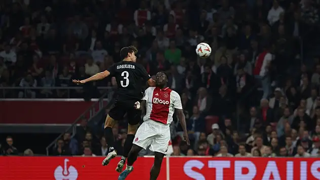 Beşiktaş, UEFA Avrupa Ligi'ne farklı mağlubiyetle başladı