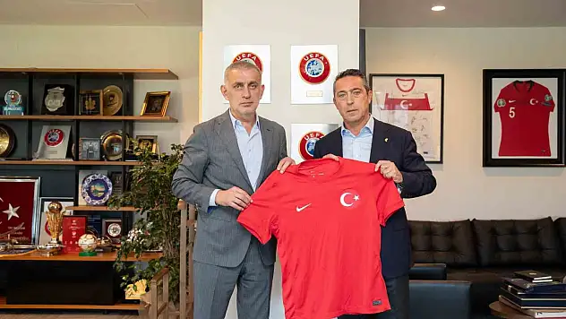 Ali Koç, TFF Başkanı Hacıosmanoğlu'nu ziyaret etti