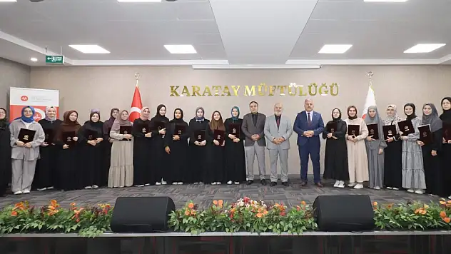 Karatay'da hafızlar belgelerini aldı