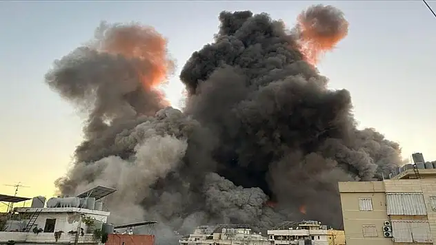 Lübnan'ın başkenti Beyrut'ta çok sayıda patlama! İlk bilanço açıklandı