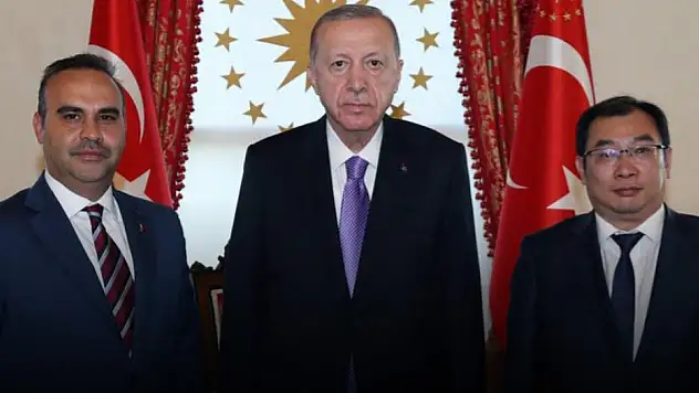 Cumhurbaşkanı Erdoğan, Chery International Başkanı Guibing'i kabul etti