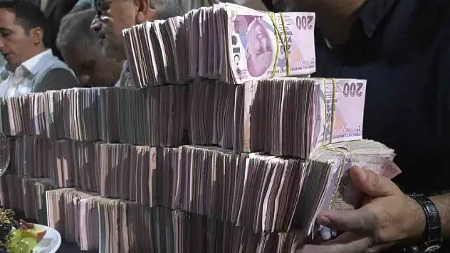 Geline 3 kilo altın, damada 4 milyon!