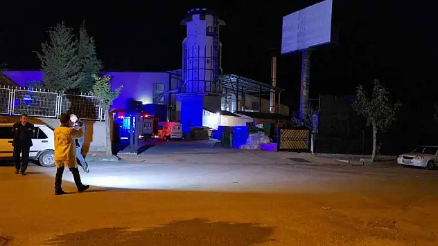 Pres makinesine sıkışan işçi hayatını kaybetti