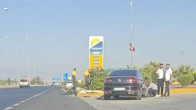 Manisa'da otomobil motosiklete çarptı: 1 ölü, 1 yaralı