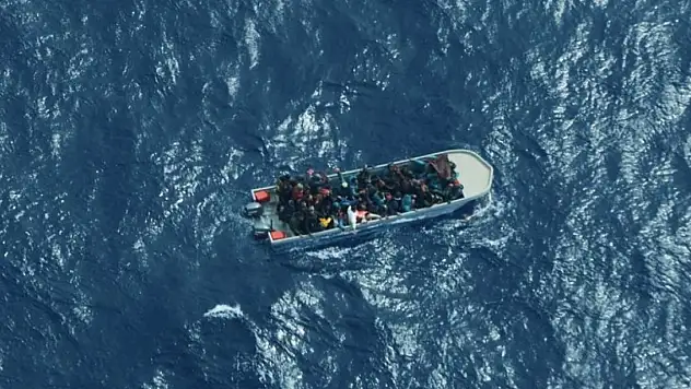 İki mülteci botu battı: 45 ölü