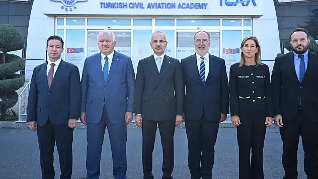 Bakan Uraloğlu'ndan 12 yeni iç hat müjdesi