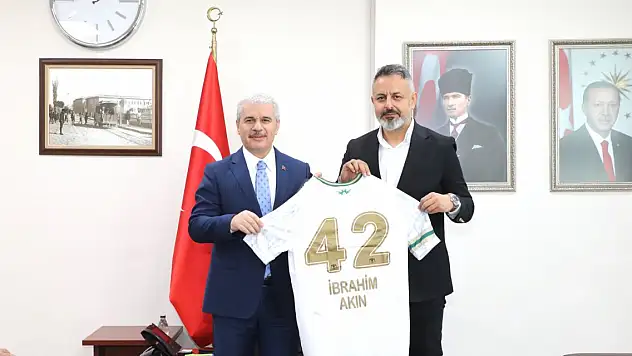 Konyaspor'dan Vali Akın'a ziyaret