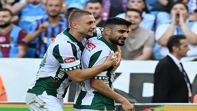 Konyasporlu Adil kariyer sezonunda!