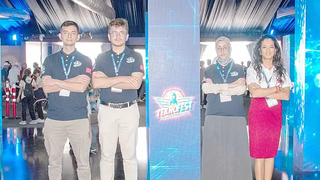 AYZEK WinTwin Takımı TEKNOFEST'te ödül kazandı