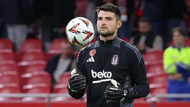 Beşiktaş'tan kaleci Ersin Destanoğlu için sakatlık açıklaması