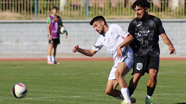 1922 Konyaspor son dakikada yıkıldı!